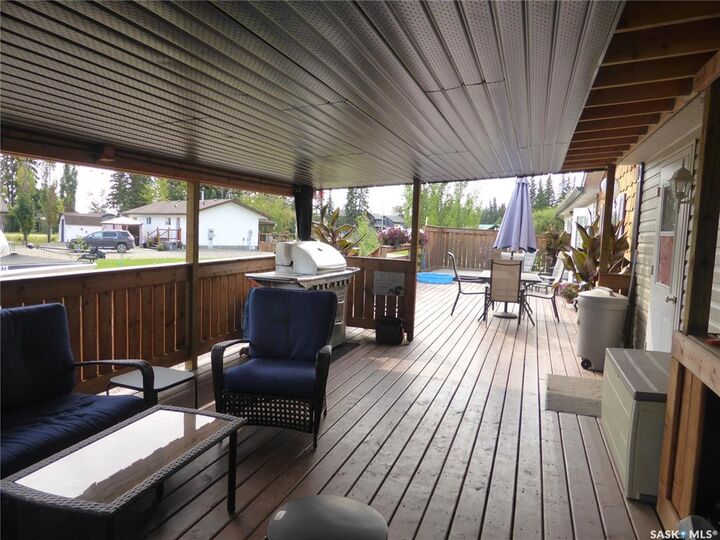 Property Photo:  8 Sunshine Place  SK S0M 1J0 