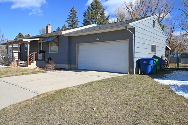 Property Photo:  260 Kurtz Drive  WY 82801 