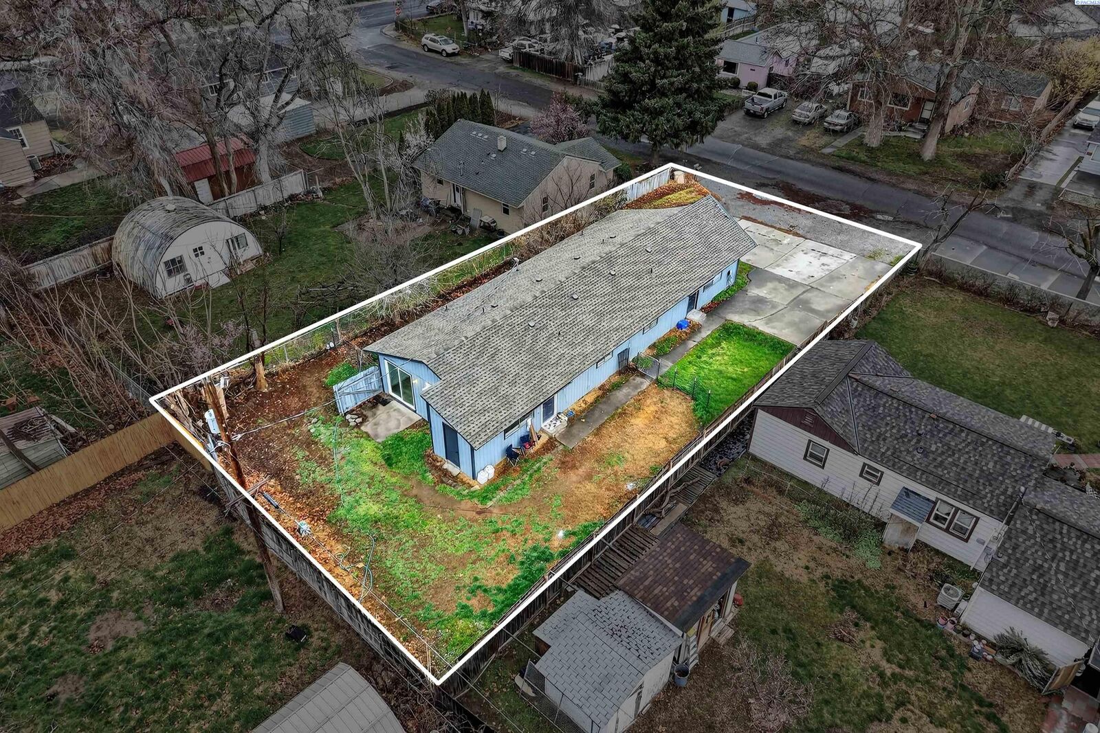 Property Photo:  1707 W 2nd Ave  WA 99336 