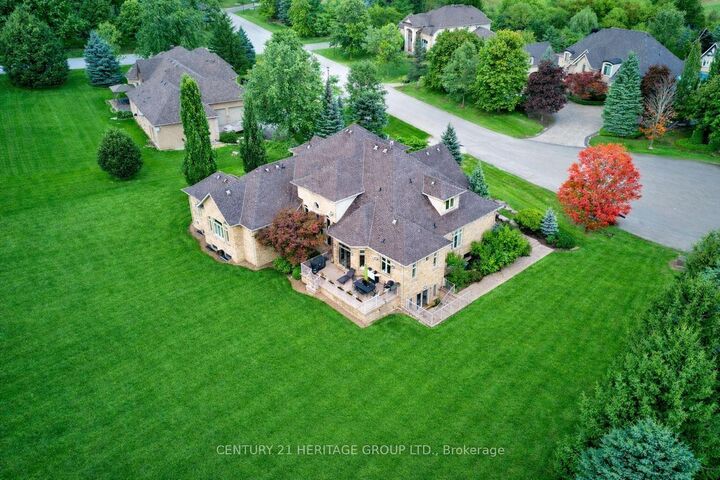 Property Photo:  12 Prince Adam Court  ON L7B 1M1 