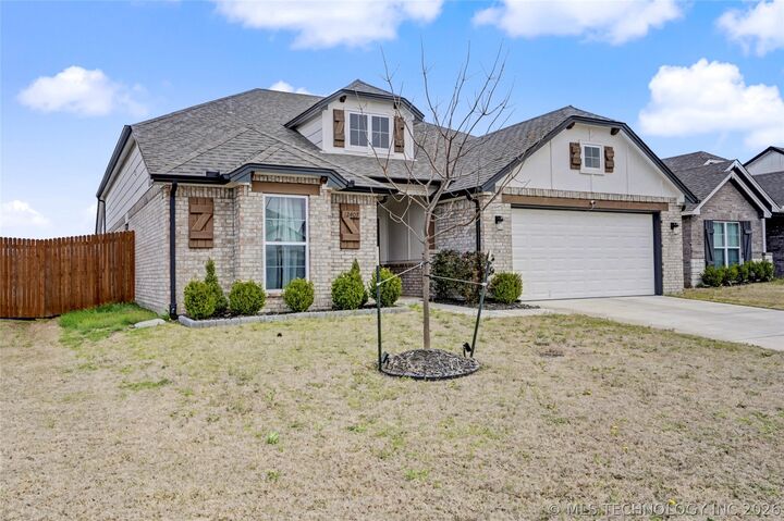 Property Photo:  12407 N 130th  OK 74021 