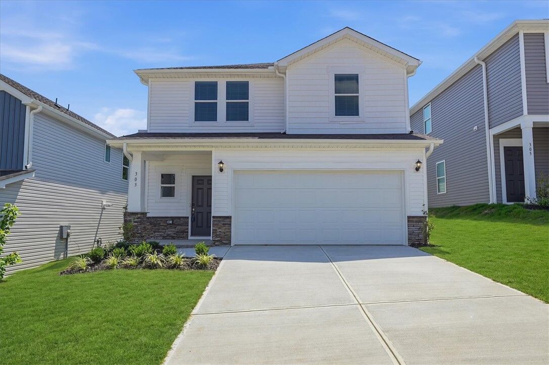 Property Photo: 303 Shortleaf Lane SC 29670