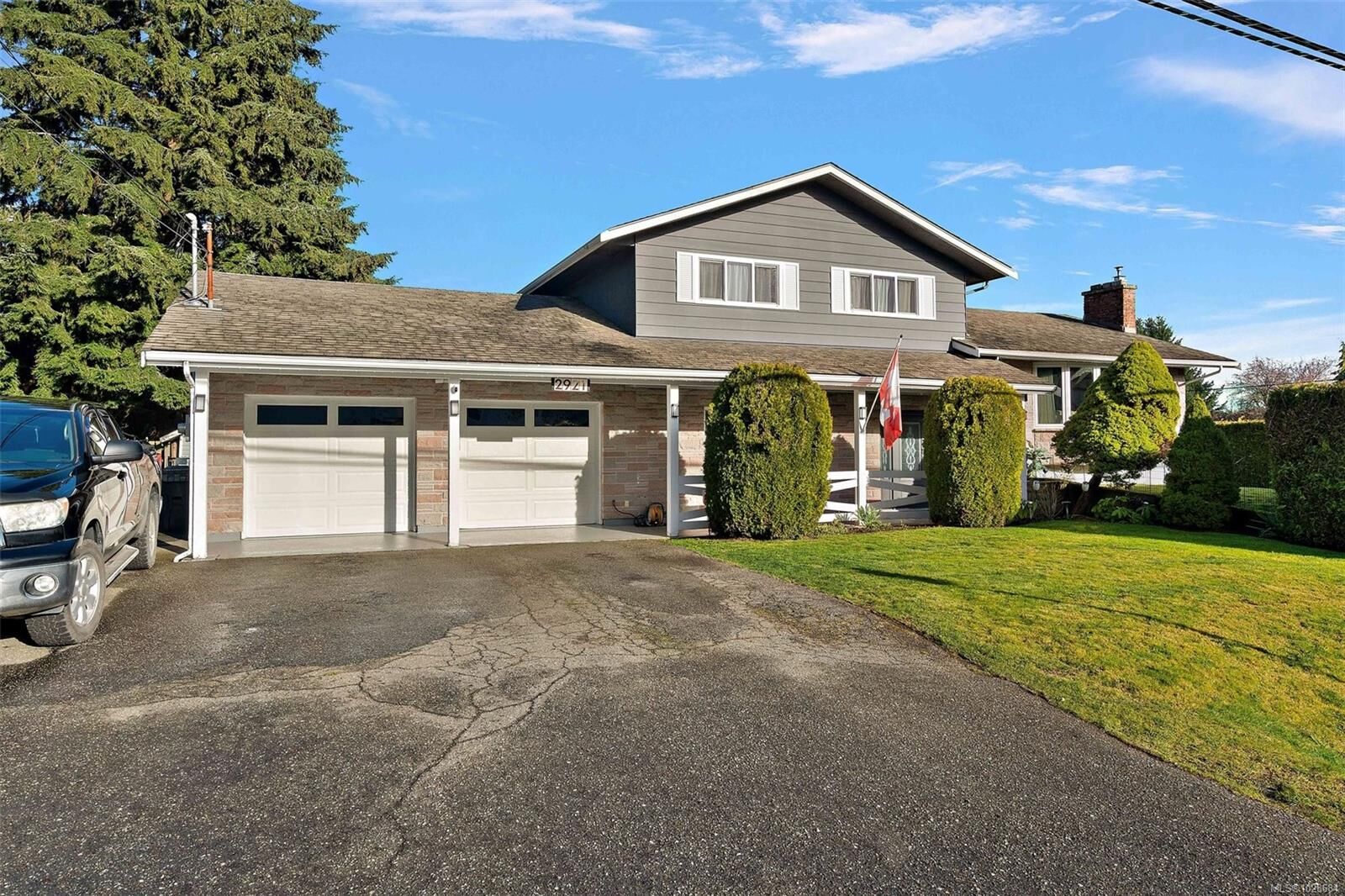 Property Photo:  2921 Mount Wells Dr  BC V9B 4R9 