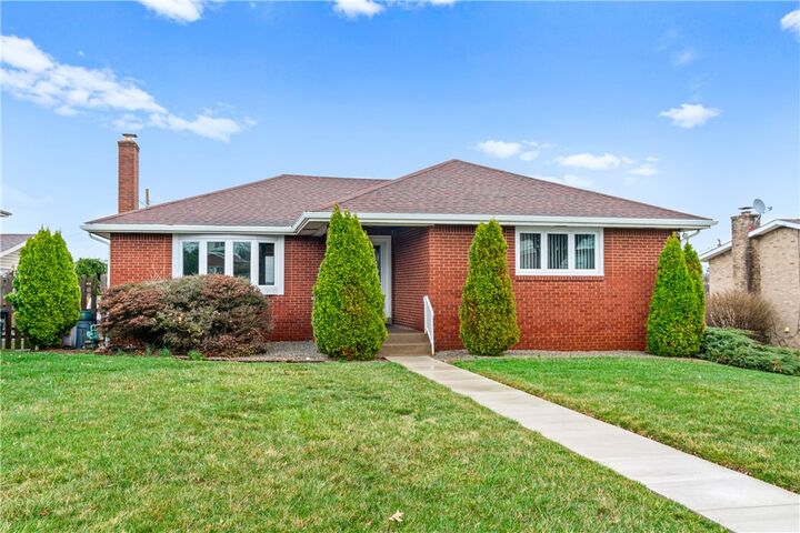 Property Photo:  3430 Lynnwood Dr  PA 15120 