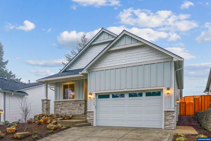 Property Photo:  6752 Naomi Danielle St SE  OR 97306 