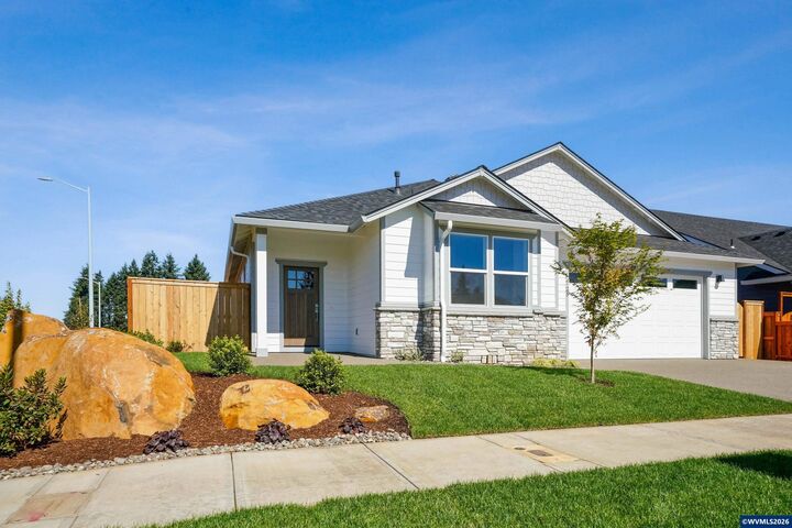 Property Photo:  760 Emily Grace Ct SE  OR 97306 