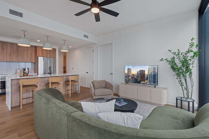 Property Photo:  84 East Avenue 3803  TX 78701 