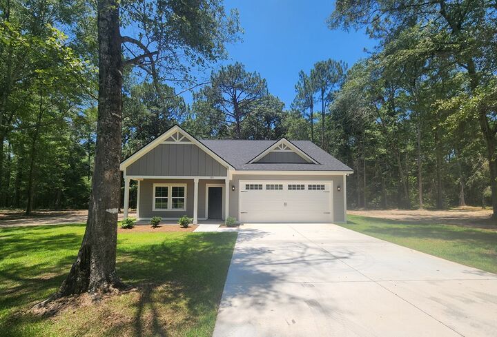 Property Photo:  135 Thomas Street  GA 31763 