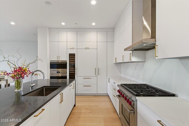 Property Photo:  19355 N 73rd Way C-3011  AZ 85255 