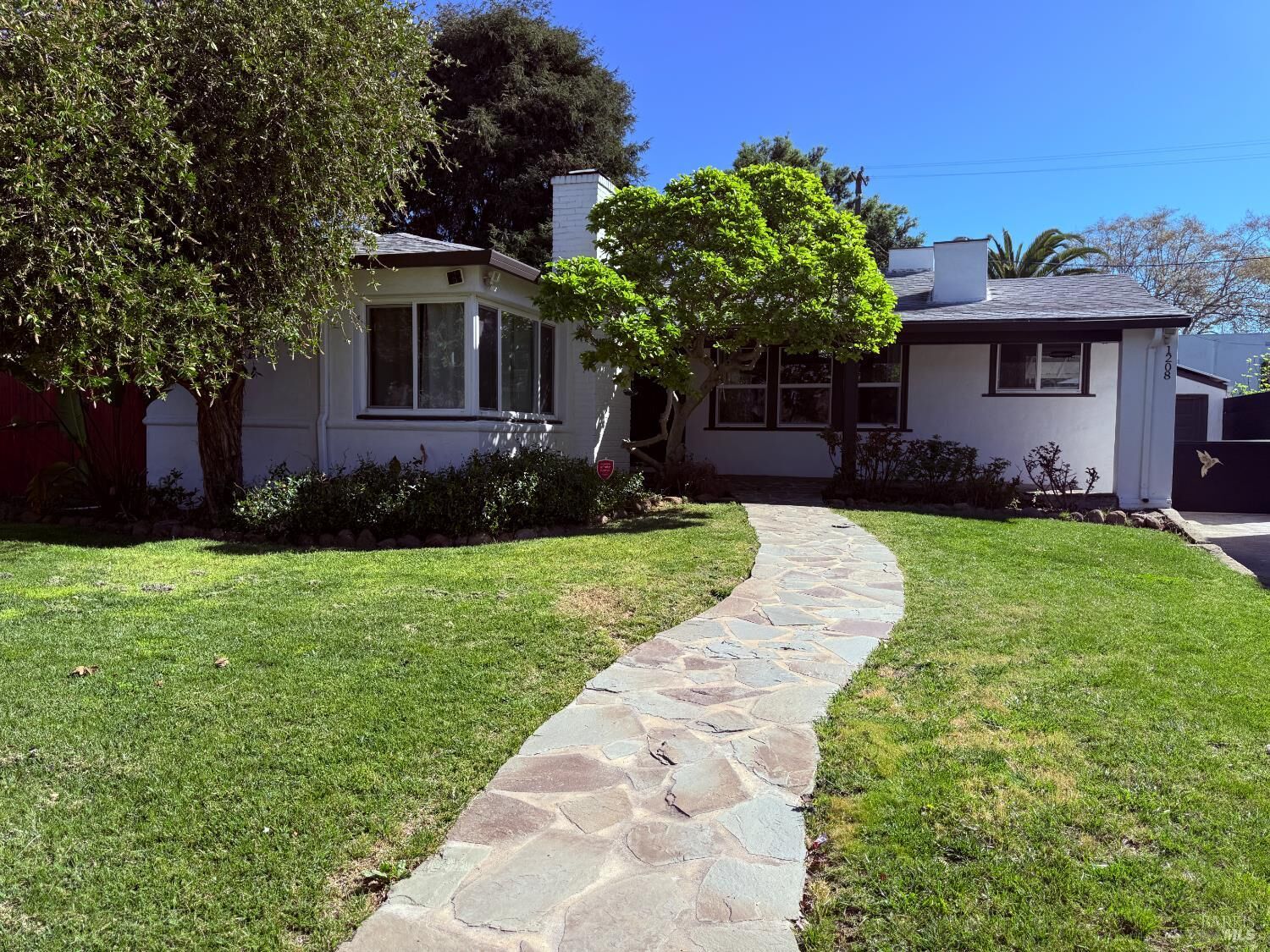 Property Photo: 1208 Amador Street CA 94590