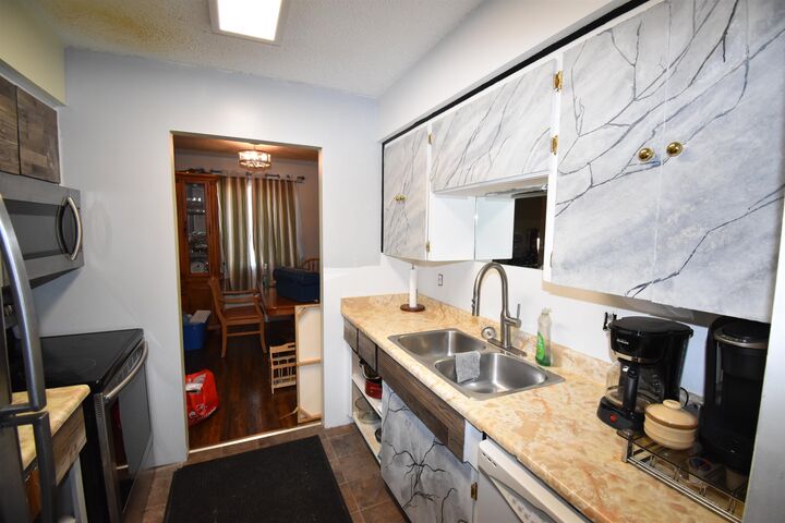 Property Photo: 633 Douglas Street BC V0X 1L0
