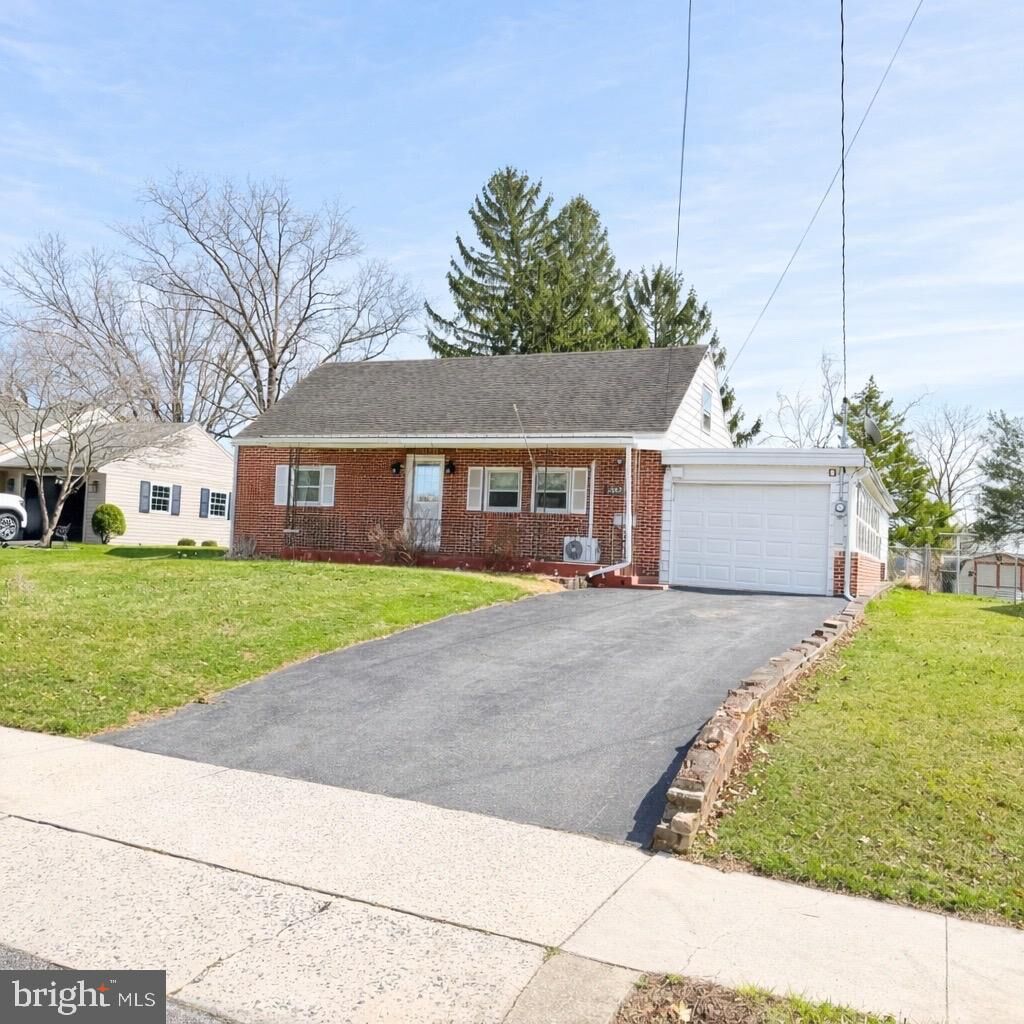 Property Photo:  1842 Scotland Avenue  PA 17201 