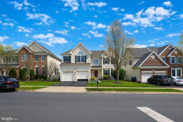 Property Photo:  25957 Donovan Drive  VA 20152 
