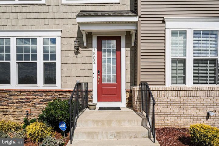 Property Photo:  1802 Briscoe Lane  VA 22401 