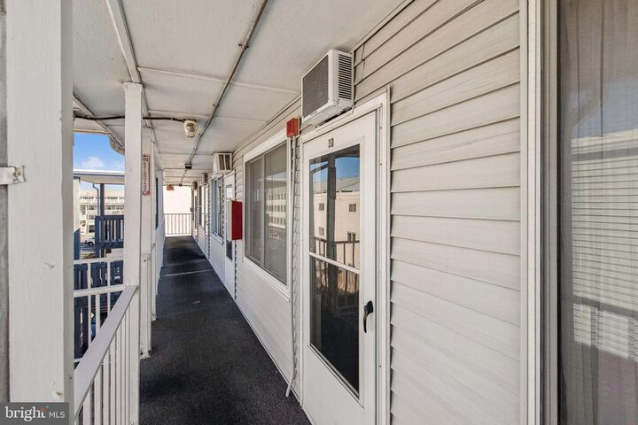 Property Photo:  12 122nd Street 3D  MD 21842 