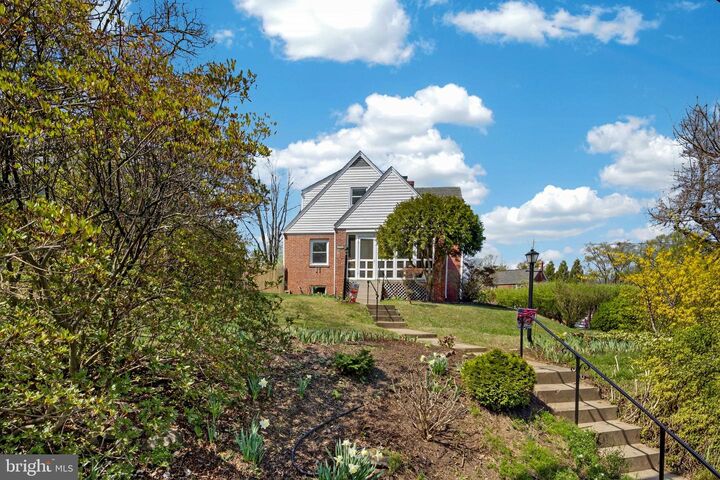 Property Photo:  406 Dale Drive  MD 20910 