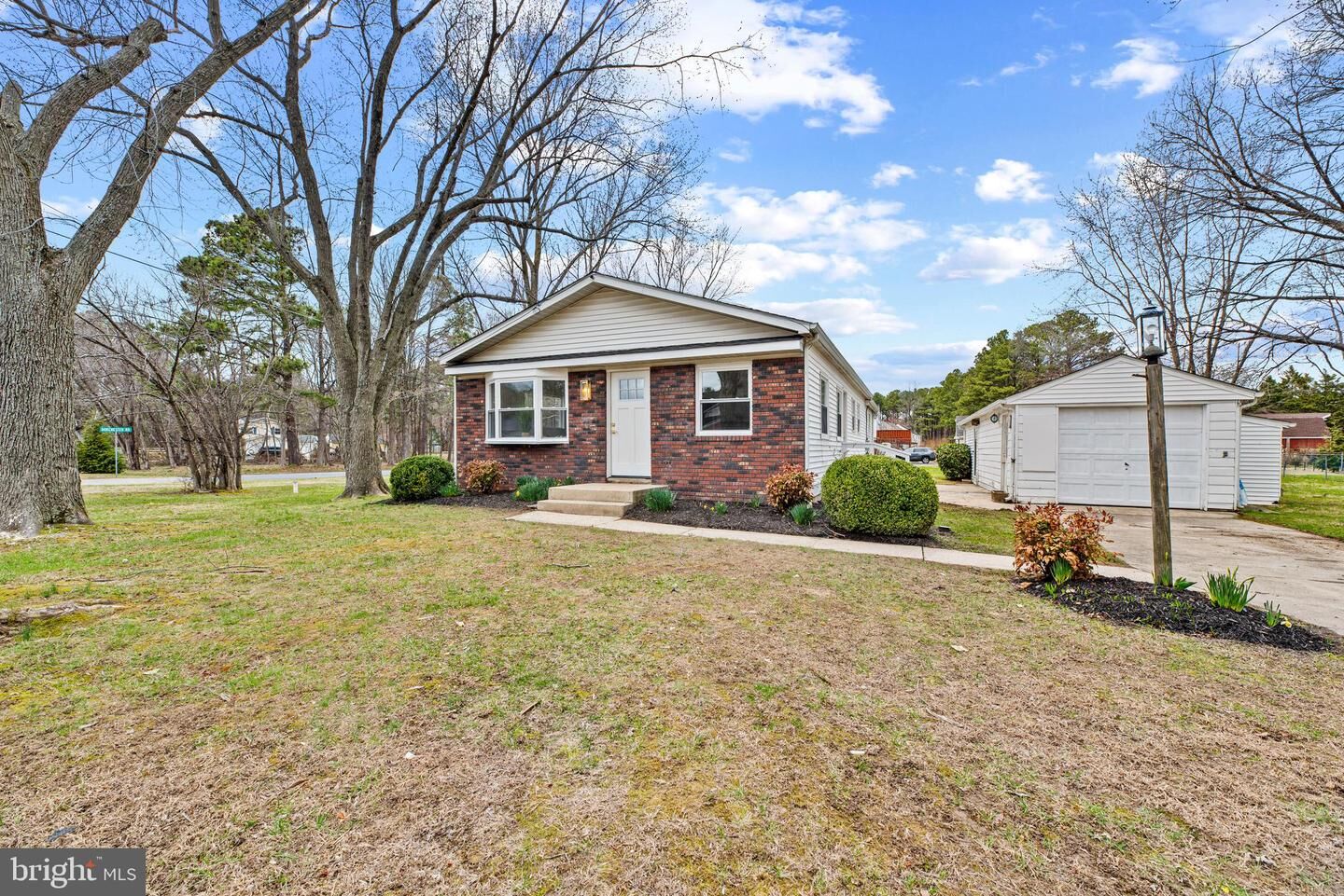 Property Photo: 9401 Romancoke Road MD 21666
