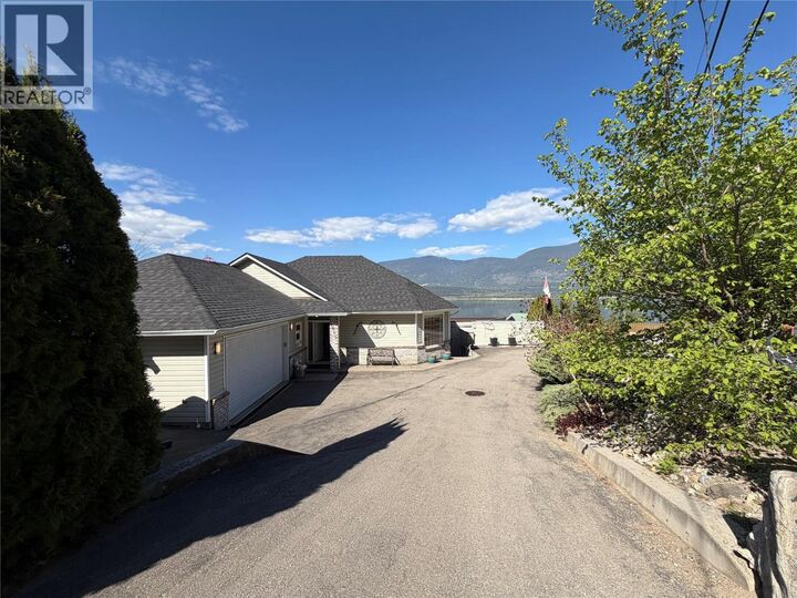 Property Photo:  1660 28 Avenue Northeast  BC V1E 3X2 