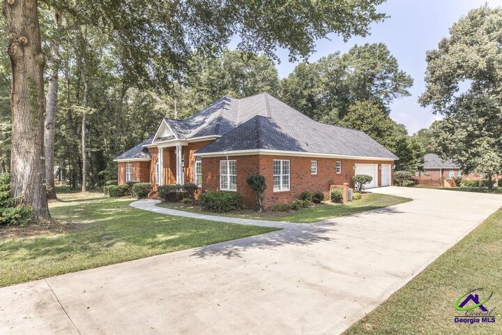Property Photo:  107 River Valley Court  GA 31047-2155 