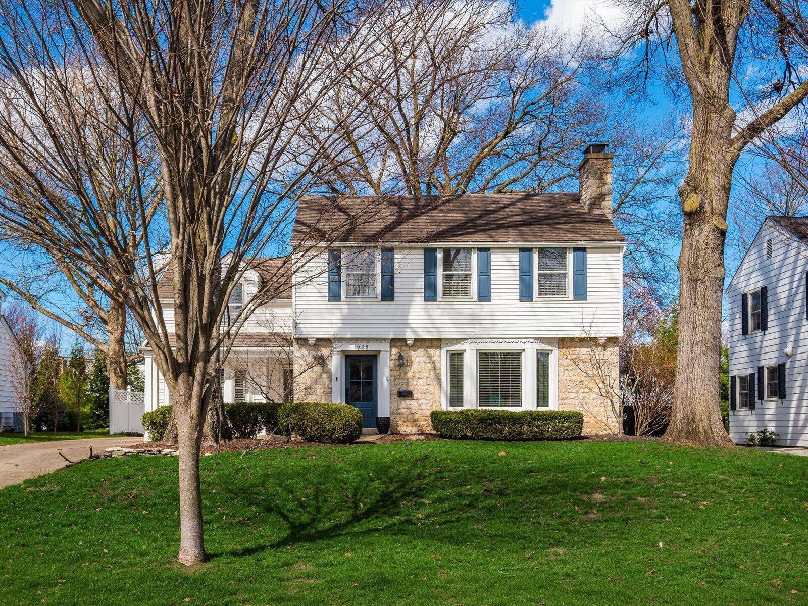 Property Photo: 1508 Berkshire Road OH 43221