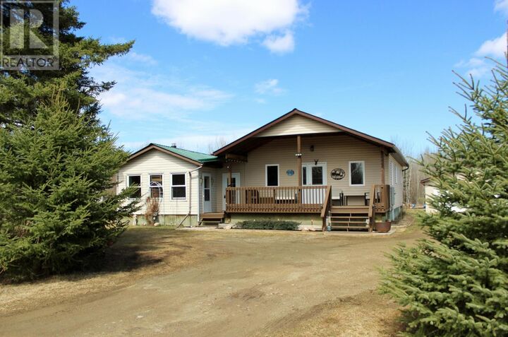 Photo de la propriété:  SE 1/4 S8 Johnson Rd  ON P0W 1K0 