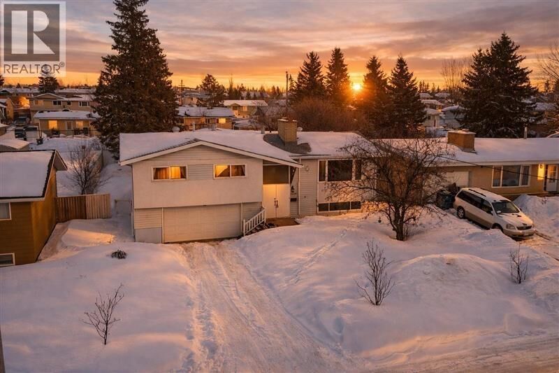 Photo de la propriété:  11323 94 Street  BC V1J 3M1 