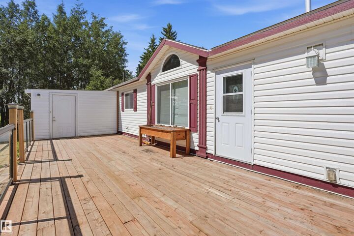 Property Photo: 453020 Rge Road 274 AB T0C 1H0