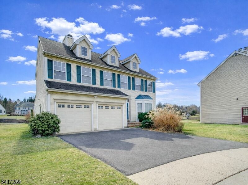 Property Photo:  8 Mulberry Ct  NJ 08876 
