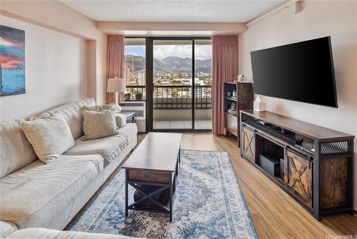 Property Photo:  2333 Kapiolani Boulevard 1607  HI 96826 