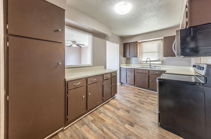 Property Photo:  1822 State Road 2130  TX 79367 