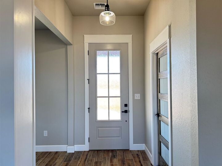 Property Photo:  237 Weaver Way  OK 73541 