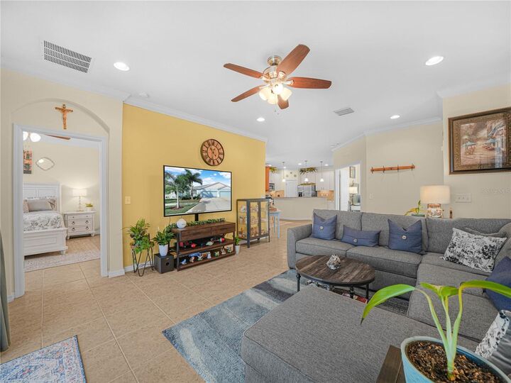 Property Photo:  7417 Surrey Pines Drive  FL 33572 