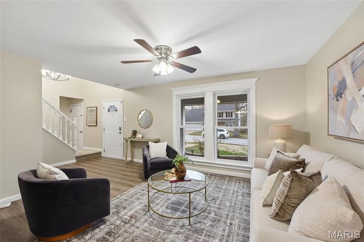 Property Photo:  847 Weatherwood Drive  MO 63021 