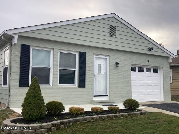 Property Photo:  8 Virgin Islands Drive  NJ 08757 