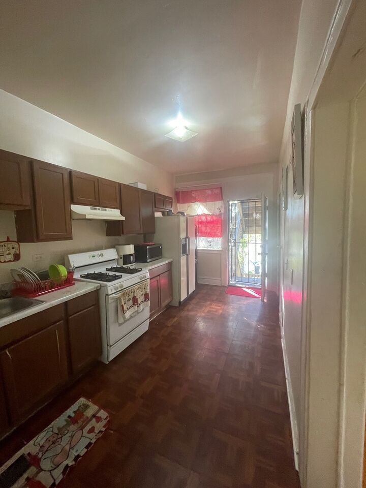 Property Photo:  4123 W Washington Boulevard  IL 60624 