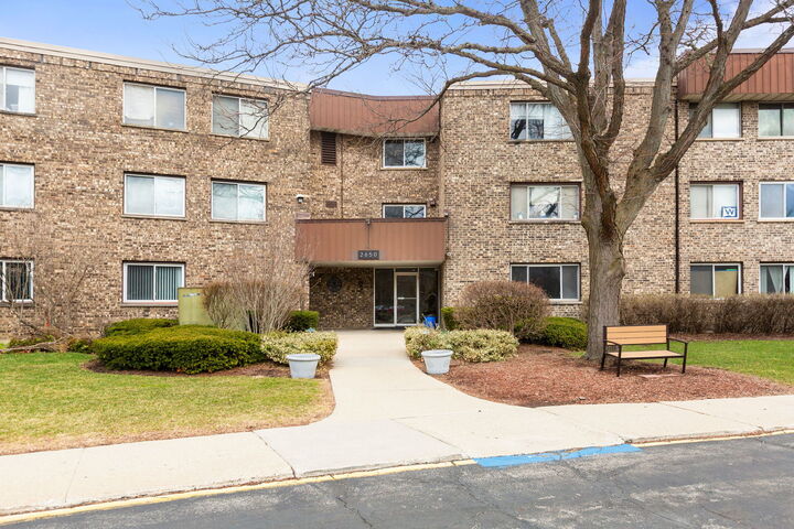 Property Photo:  2650 Brookwood Way Drive 203  IL 60008 