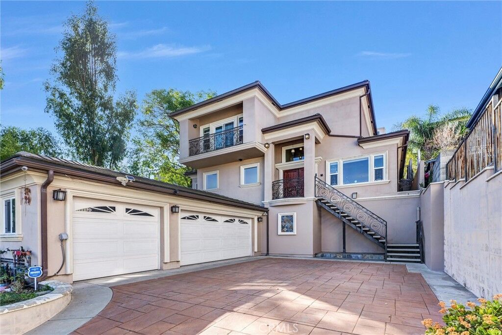 Property Photo:  810 Mooney Drive  CA 91755 