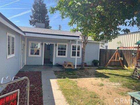 Property Photo:  431 Douglas  CA 93308 