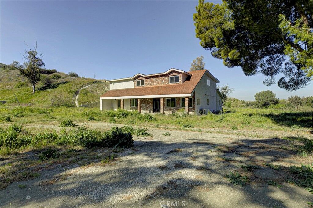 Property Photo: 27506 Oak Spring Canyon Road CA 91387