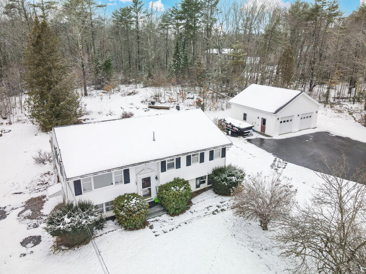 Property Photo:  133 Berrys Mill Road  ME 04530 