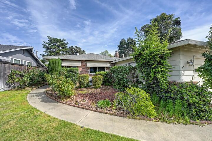 Property Photo:  4524 Bela Way  CA 95608 