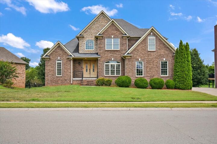 Property Photo:  2497 Settlers Trce  TN 37043 