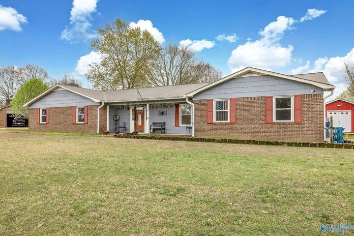 Property Photo:  520 Kimberly Drive  AL 35950 