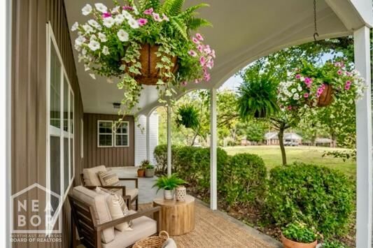 Property Photo:  415 W Pine Street  AR 72455 