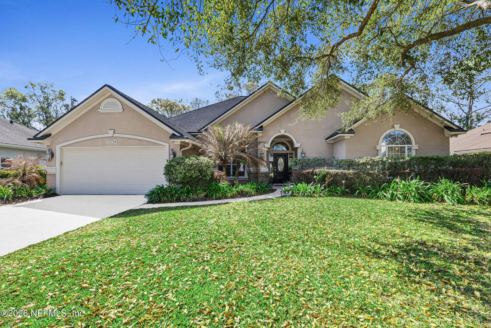 Property Photo:  13784 Alesbury Court  FL 32224 
