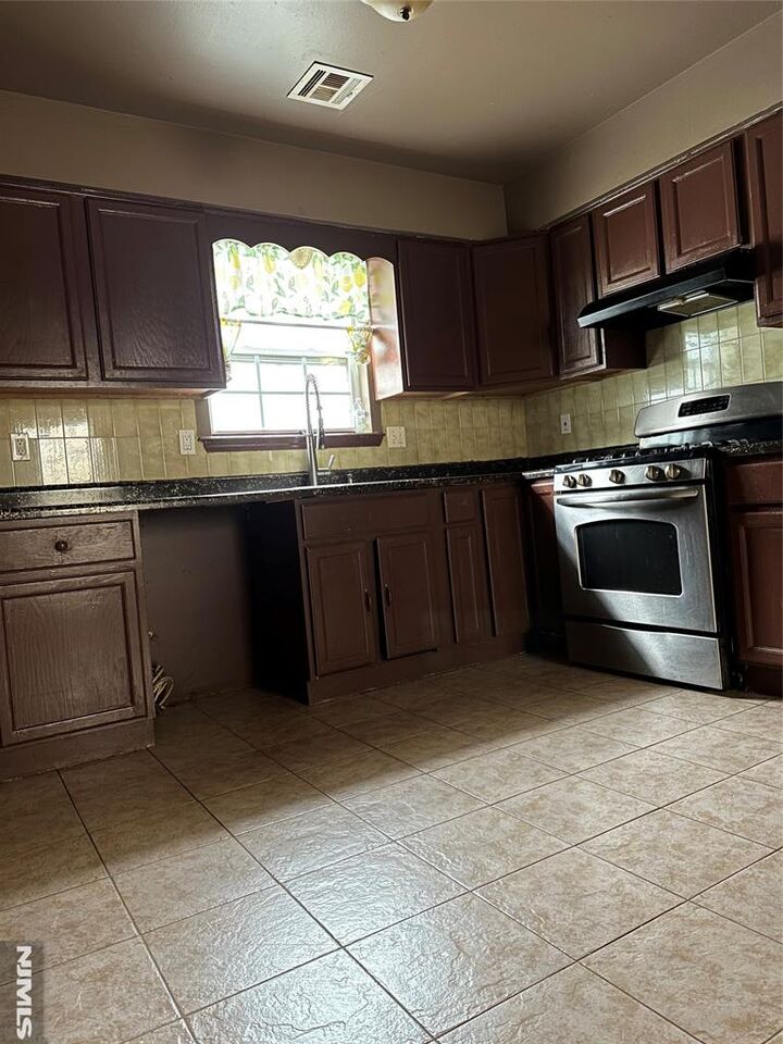 Property Photo: 52 Stone Street NJ 07104