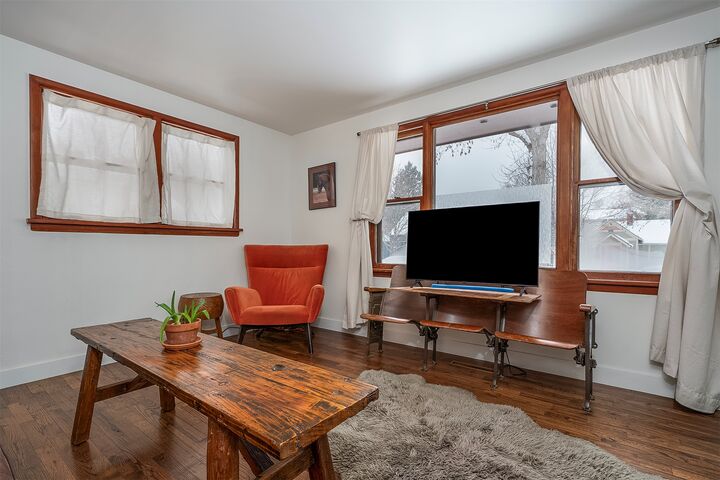 Property Photo:  403 Kalispell Avenue  MT 59937 