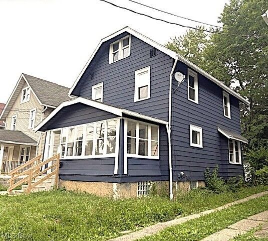 Property Photo:  877 Hammel Street  OH 44306 