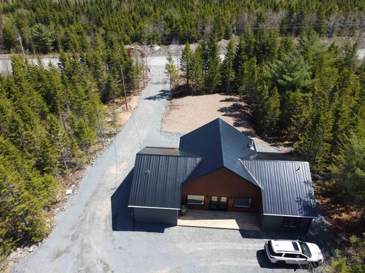 Property Photo: 280 423 Nature Drive NS B0N 1Z0