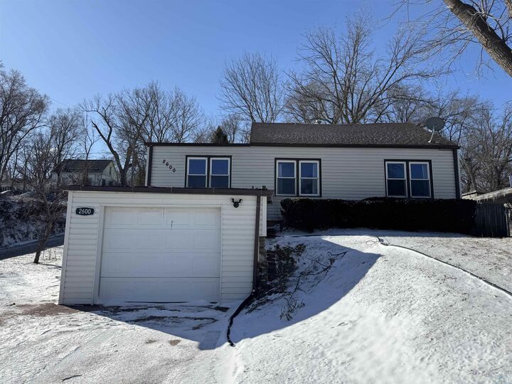 Property Photo:  2600 W 4th Street  IA 51103 